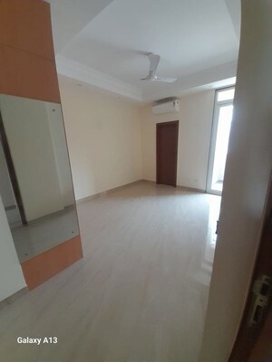 3 BHK Builder Floor For Rent in Chittaranjan Park