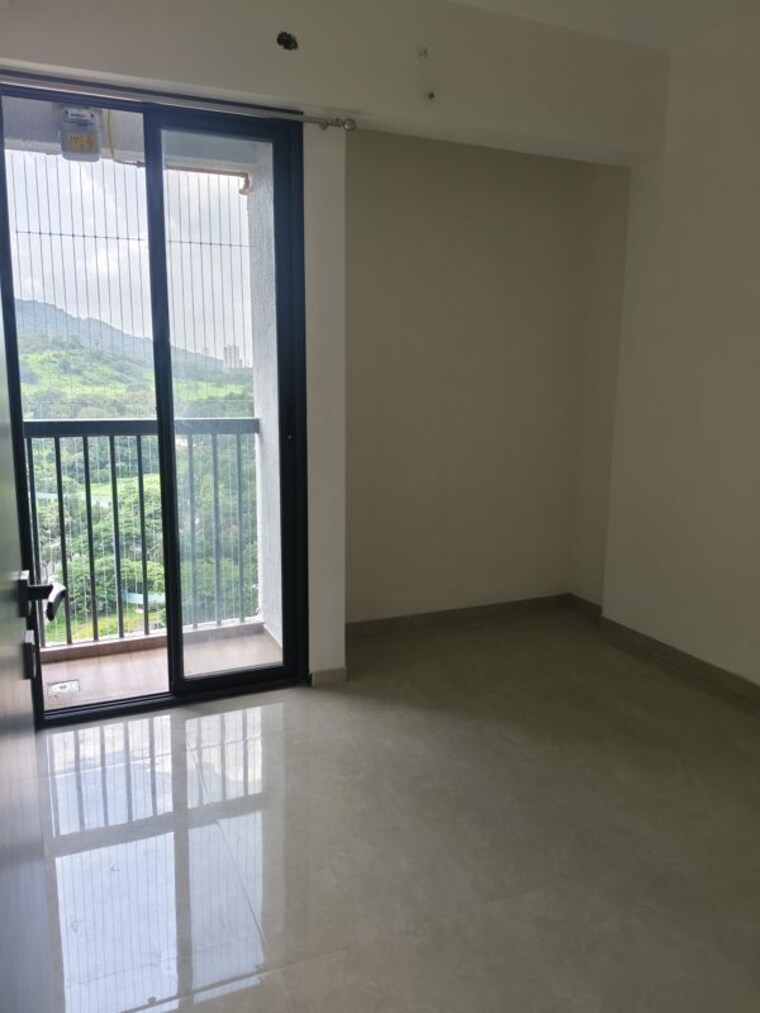 Room, dhamji-shamji-mahavir-spring-tulip-phase-1 2 Bedroom 1050 Sq.Ft. Apartment In Pokhran Road No Two Thane 10740993