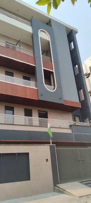  Builder Floor – Exterior View View at Vivek Vihar - for Sale