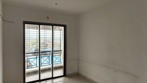 Room in  Apartment at Ulhasnagar – for Sale