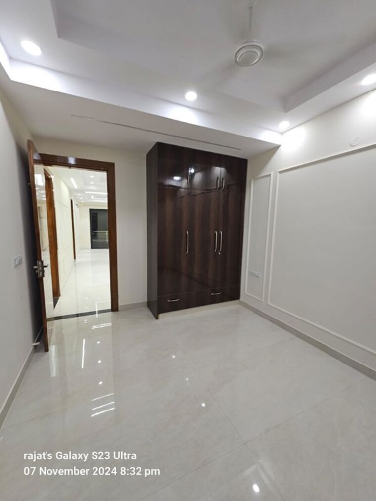 Room, sector 57 3 Bedroom 1650 Sq.Ft. Builder Floor In Sector 57 Gurgaon 10741055