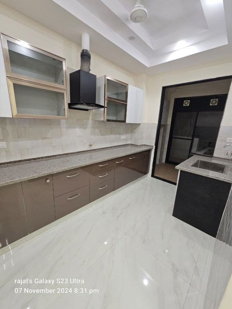 Kitchen, sector 57 3 Bedroom 1650 Sq.Ft. Builder Floor In Sector 57 Gurgaon 10741055