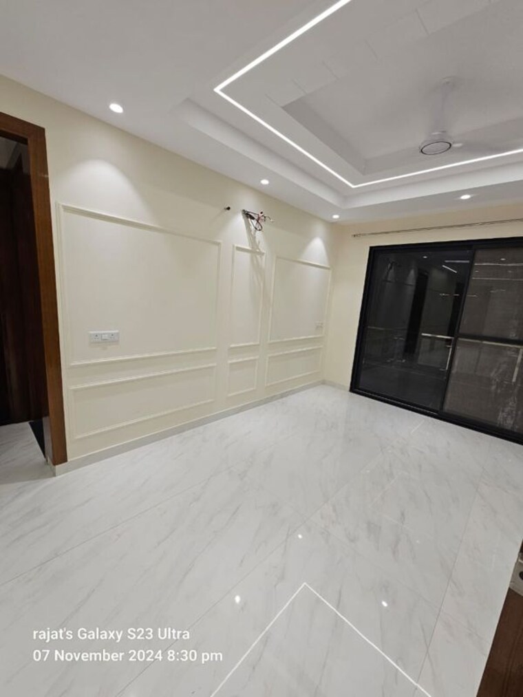 Room, sector 57 3 Bedroom 1650 Sq.Ft. Builder Floor In Sector 57 Gurgaon 10741055