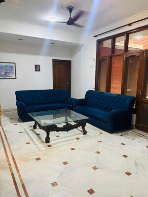 Bedroom in 1 RK Independent House at Dlf City Phase 3 – for Rent