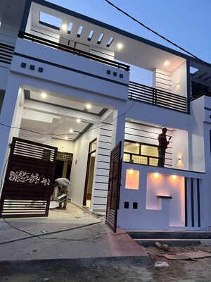 2 BHK Independent House For Sale in Jankipuram
