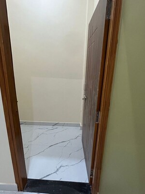 Furnished Amenities in 2 BHK Independent House at Jankipuram – for Sale