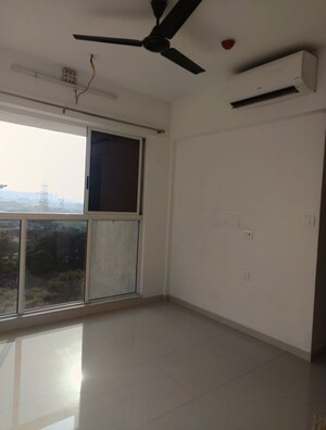 Room in 2 BHK Apartment at Lodha Codename Premier, Dombivli East – for Rent