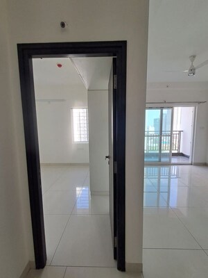 Room in 3 BHK Builder Floor at Aparna Zenon, Puppalaguda – for Rent