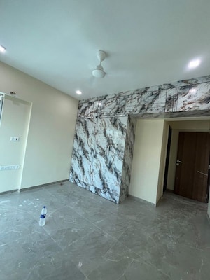 Room in 1 BHK Apartment at Kukreja Residency, Chembur – for Rent