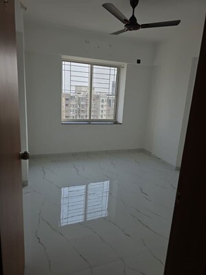 2 BHK Apartment For Rent in Dhanori