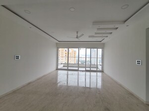 Room in 5 BHK Apartment at Raunak Viraj Tower , Pokhran Road No Two – for Sale