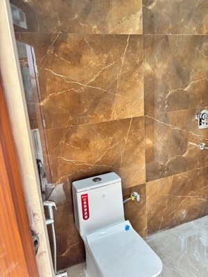 Furnished Amenities in 6+ BHK Independent House at Alpha Ii Greater Noida – for Sale