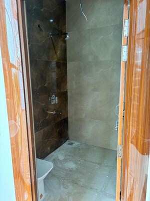Furnished Amenities in 6+ BHK Independent House at Alpha Ii Greater Noida – for Sale