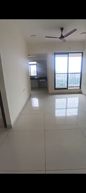 Room in 2 BHK Apartment at Kalpaka Goregaon, Goregaon West – for Rent