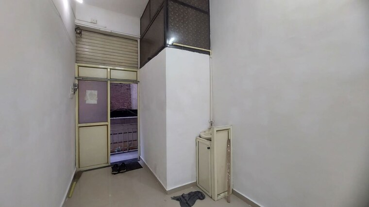 Bathroom, maruti-mahadev-nagar 2 Bedroom 1000 Sq.Ft. Apartment In Sunil Nagar Thane 10741470