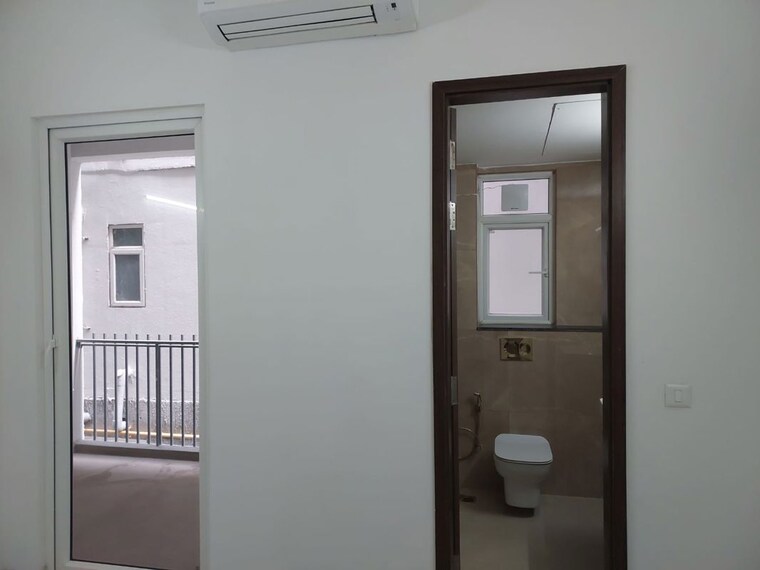 Room, signature-global-city-81 2 Bedroom 1185 Sq.Ft. Apartment In Sector 81 Gurgaon 10741484