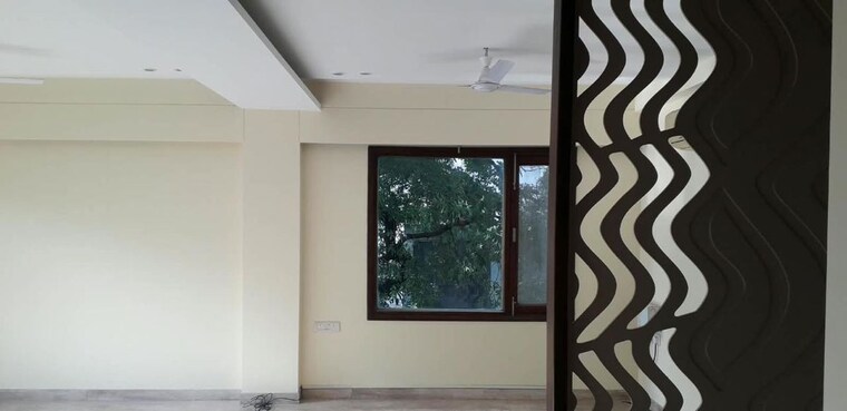 Room, south extension ii 4 Bedroom 2200 Sq.Ft. Builder Floor In South Extension ii Delhi 10741485