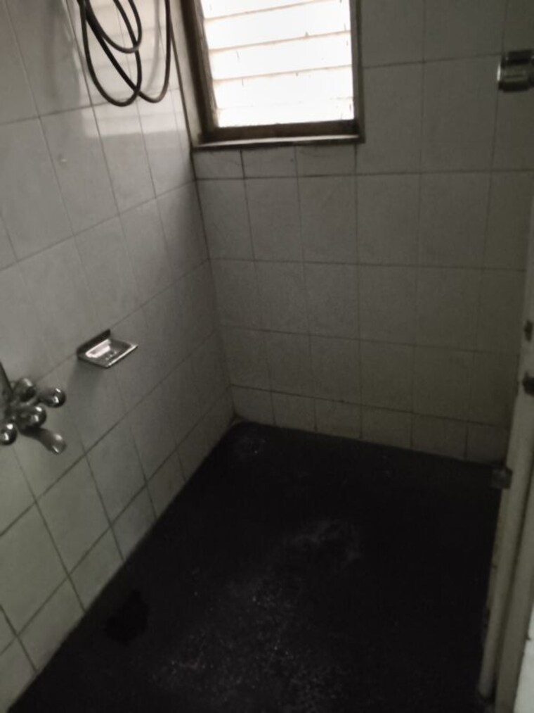 Bathroom, vedant-complex-chs 1 Bedroom 600 Sq.Ft. Apartment In Samata Nagar Thane 10741487