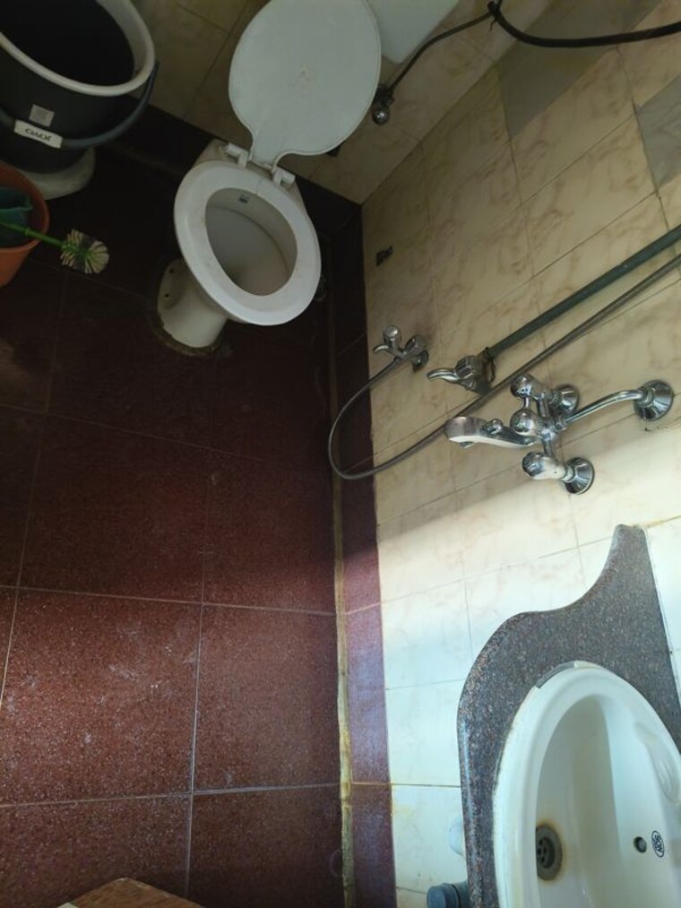 Bathroom, vedant-complex-chs 2 Bedroom 900 Sq.Ft. Apartment In Samata Nagar Thane 10741503
