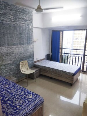 Room in 3 BHK Apartment at Veera Desai Road – for Sale