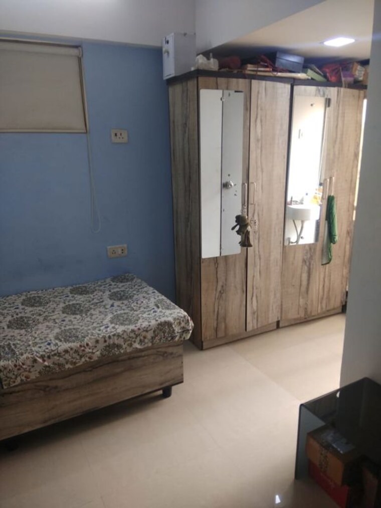Bedroom, veera desai road 3 Bedroom 1200 Sq.Ft. Apartment In Veera Desai Road Mumbai 10741508