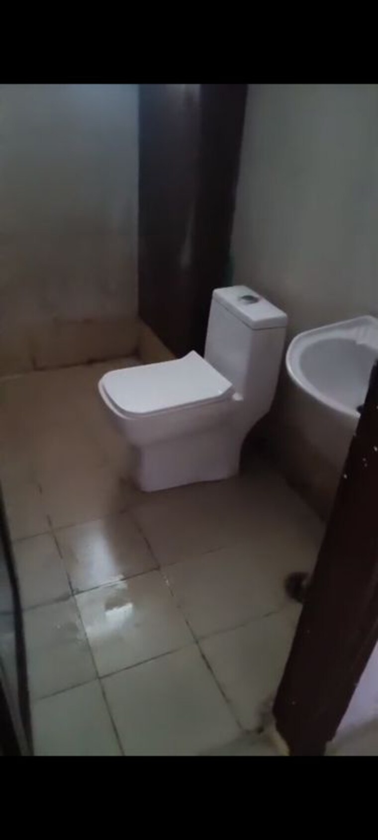 Bathroom, avj-heights 1 Bedroom 600 Sq.Ft. Apartment In Zeta I Greater Noida Greater Noida 10741215
