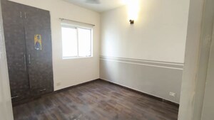 Room in 3 BHK Apartment at Paras Tierea, Sector 137 – for Sale