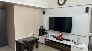 Bedroom in 2.5 BHK Apartment at ARV Royale, Hadapsar – for Rent