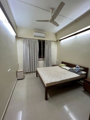 Bedroom in 1 BHK Apartment at Shivaji Park – for Rent