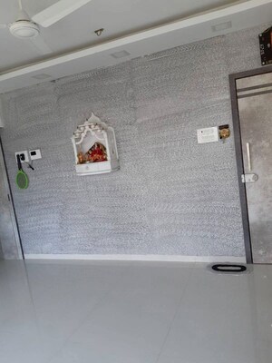 Furnished Amenities in 1 BHK Independent House at Conwood Astoria, Goregaon East – for Rent