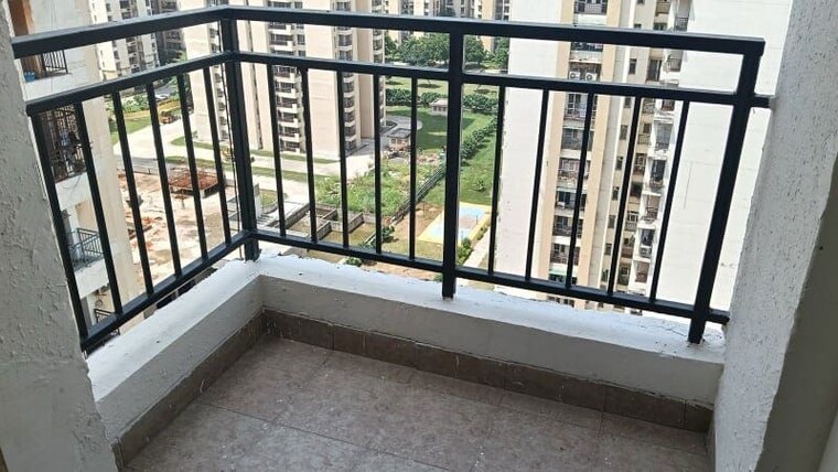 Balcony, jaypee-green-kosmos-phase-ii 2 Bedroom 954 Sq.Ft. Apartment In Sector 134 Noida 10741585