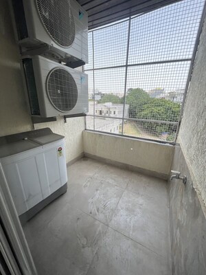 Team Area in 1 BHK Builder Floor at Sushant Lok I – for Rent