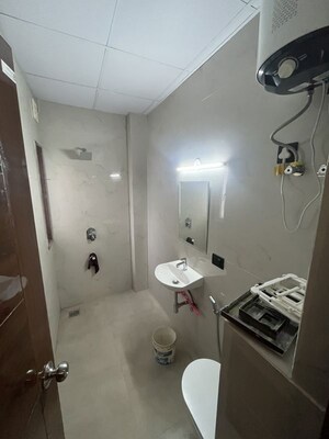 Team Area in 2 BHK Builder Floor at Sector 43 – for Rent