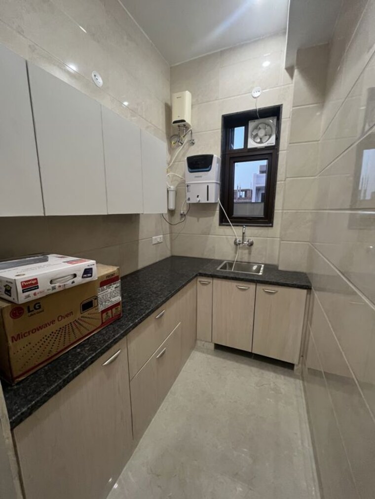 Kitchen, sector 42 1 Bedroom 985 Sq.Ft. Builder Floor In Sector 42 Gurgaon 10741590