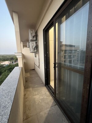 Kitchen in 1 BHK Builder Floor at Sector 42 – for Rent