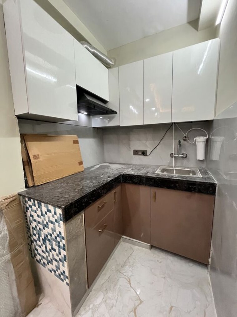 Kitchen, sector 42 2 Bedroom 1245 Sq.Ft. Builder Floor In Sector 42 Gurgaon 10740442