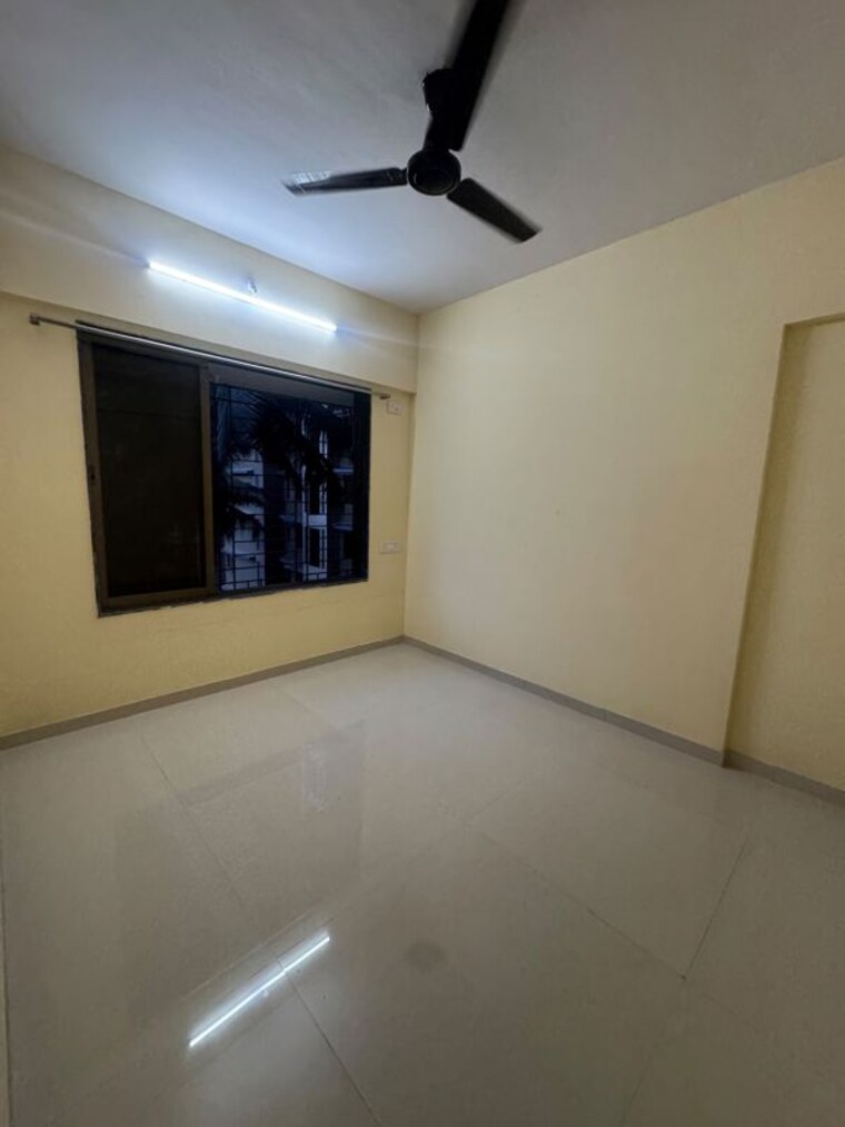 Room, shree-swami-vrindavan-sra-chs 1 Bedroom 370 Sq.Ft. Apartment In Bhandup West Mumbai 10741612