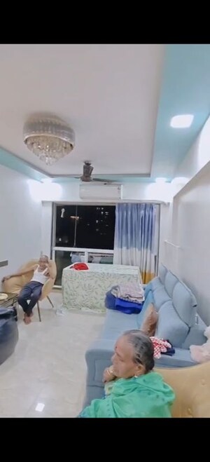 Team Area in 1 BHK Apartment at Star Heights, Kurla West – for Rent