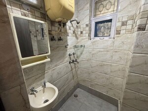 Bathroom in 4 BHK Apartment at Sector 9 Dwarka – for Rent