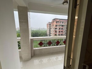 Balcony in 4 BHK Apartment at Sector 9 Dwarka – for Rent