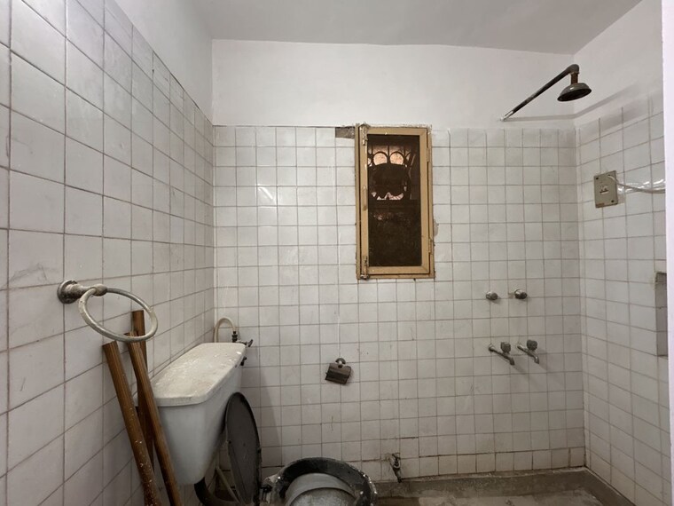 Bathroom, sector 12 dwarka 3 Bedroom 1668 Sq.Ft. Apartment In Sector 12 Dwarka Delhi 10741671