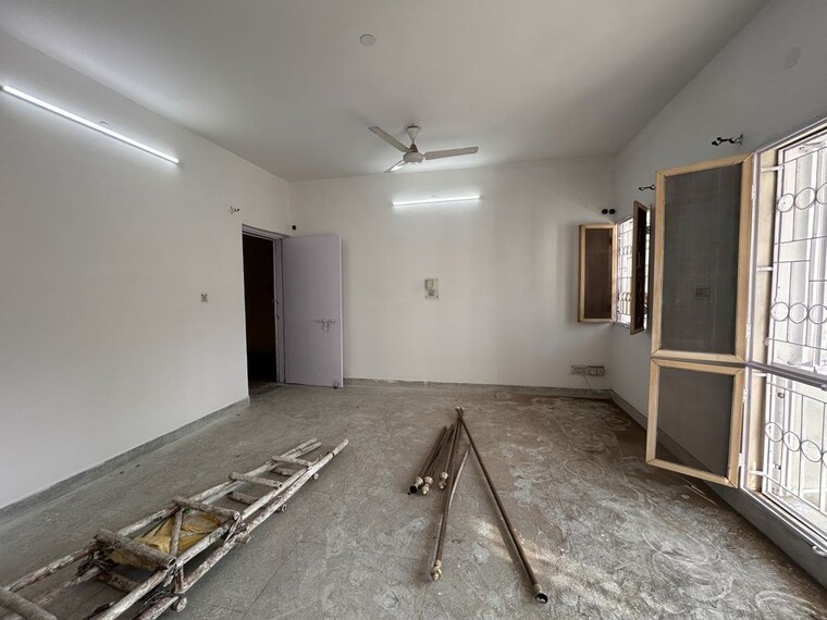 Room, sector 12 dwarka 3 Bedroom 1668 Sq.Ft. Apartment In Sector 12 Dwarka Delhi 10741671