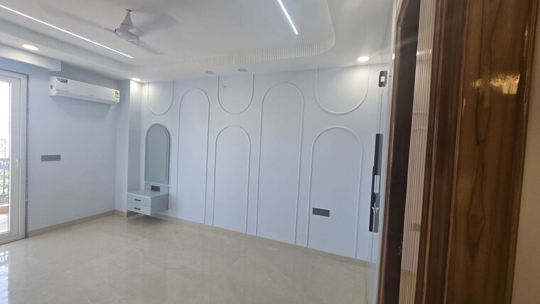 undefined, sector 7 3 Bedroom 250 Sq.Yd. Builder Floor In Sector 7 Gurgaon 10741674
