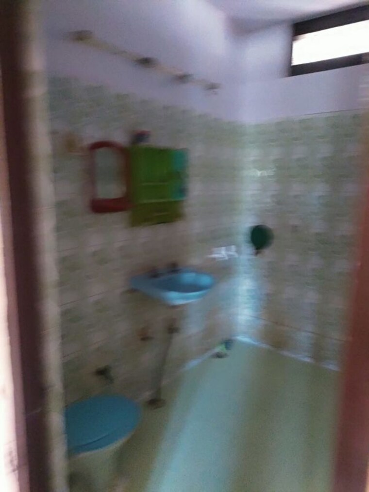 Bathroom, rwa-apartments-sector-20 2 Bedroom 850 Sq.Ft. Builder Floor In Sector 20 Noida 10741722