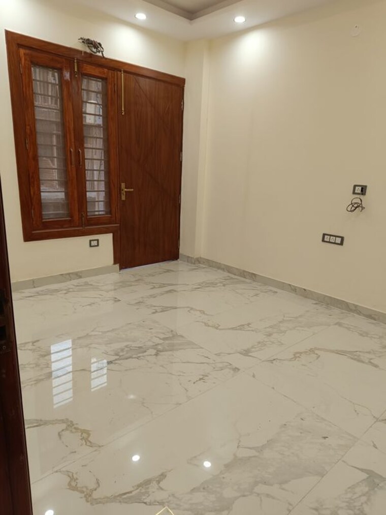 Room, jaipuria-heritage 3.5 Bedroom 180 Sq.Yd. Builder Floor In Shahpur Bamheta Ghaziabad 10716104