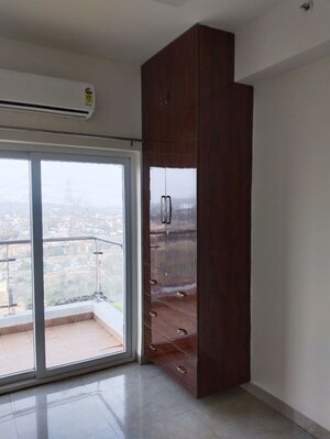 2 BHK Apartment For Rent in Shree Vardhman Victoria, Sector 70