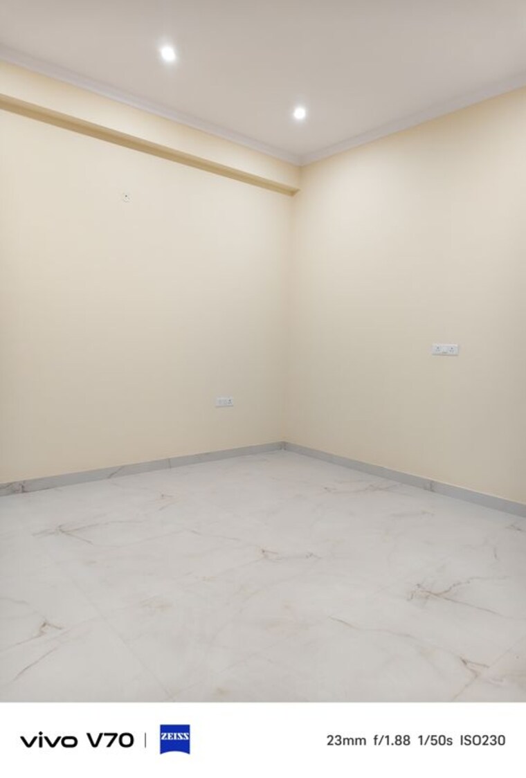 Room, sector 23 4 Bedroom 1910 Sq.Ft. Villa In Sector 23 Noida 10741746