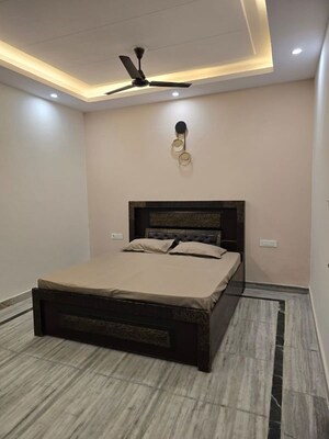 Bedroom in 2.5 BHK Villa at Sector 56 – for Rent