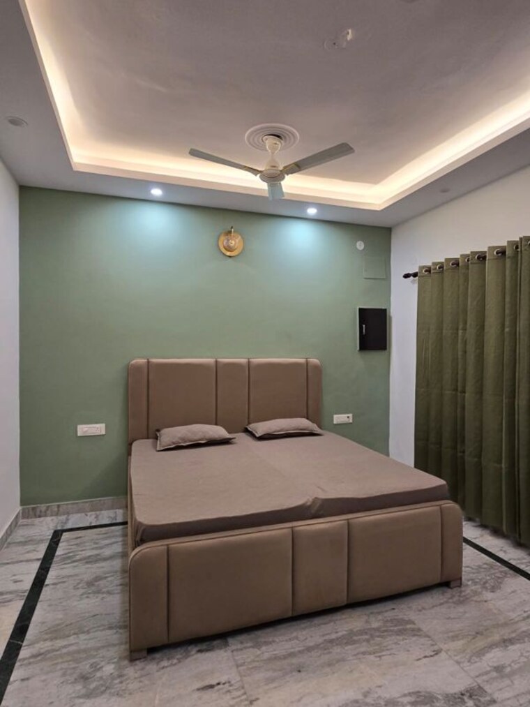 Bedroom, sector 55 6+ Bedroom 258 Sq.Yd. Villa In Sector 55 Noida 10741757