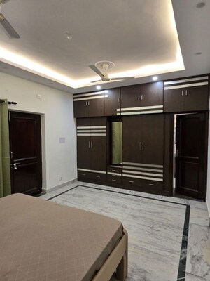 Room in 6+ BHK Villa at Sector 55 – for Sale
